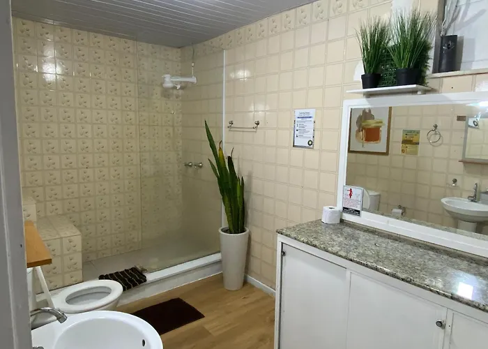 Quarto A 150M Da Praia Do Farol Da Barra III Salvador